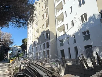 Apartamentowiec Mali i Robit 