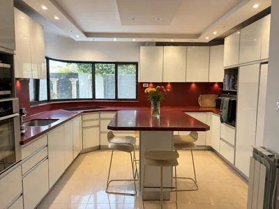 Quartier résidentiel À vendre – maison individuelle avec piscine, rue gordon à ra’anana
