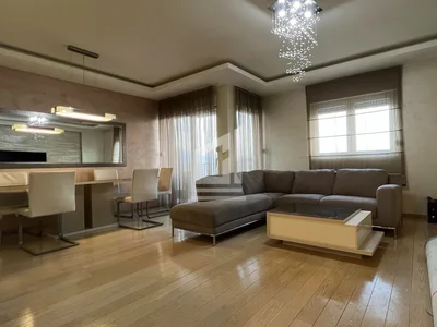 Wohnviertel Stan 107 m² na Izdavanje – City Kvart, Podgorica
