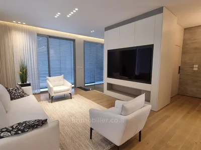 Dzielnica mieszkaniowa Sublime pentahouse situe a 3 mn de la mer proche hotel royal beach 172 m2 habitable 60 m2 de terrasse parking avec vue mer