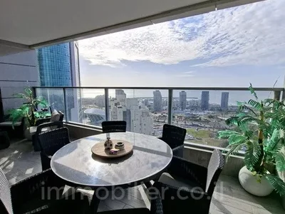 Жилой квартал 5 pieces de haut standing a vendre pleine vue mer au coeur dashdod