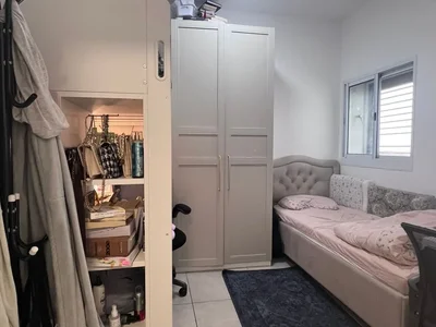 Residential quarter Shimon perez 4 pieces dans nouveau quartier