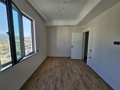 Zespół mieszkaniowy Apartament 1+1 w kompleksie Kurt Safir Flower 150 metrów od morza.