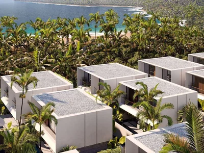 Complexe résidentiel New residential complex of villas and apartments on the ocean shore in Nusa Dui, Bali, Indonesia