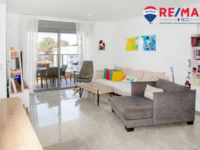 Residential quarter Superbe appartement de 4 pieces lumineux au centre ville a proximite du beth habad francophone de hadera