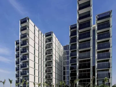 Complexe résidentiel Muraba Residences — residential complex by Muraba Properties with a swimming pool and access to the beach in Palm Jumeirah, Dubai