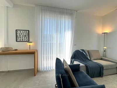 Wohnviertel A vendre 3 pieces rue dizengoff entre gordon et frishman tel aviv