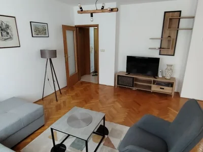 Wohnviertel Stan 55 m² na Izdavanje – Zagorič, Podgorica