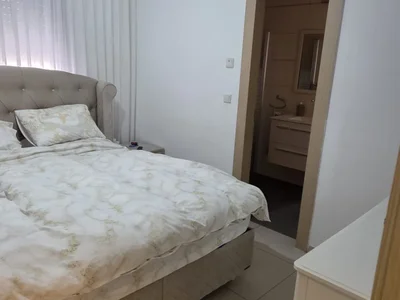 Residential quarter Tres bien entretenu avec cave