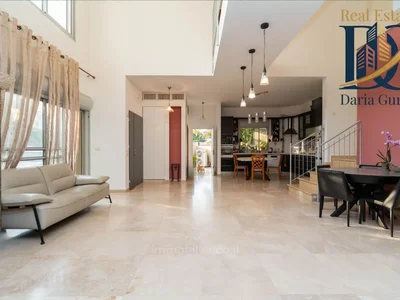 Жилой квартал Maison bi familiale de caractere et datmosphere uniques a vendre a kiryat hasharon netanya