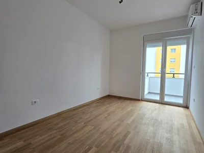 Barrio residencial Stan 45 m² na Prodaju – Pobrežje, Podgorica