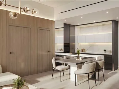 Wohnanlage New complex of furnished apartments Fairway Residences with swimming pools and views of the golf course, Dubai Sports City, Dubai, UAE