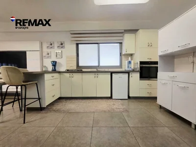 Residential quarter A vendre hadera rue herbert samuel