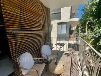 Residential quarter Avec terrasse dans un bel immeuble investi au centre proche de la mer a ne pas manquer clair bel appartement magnifique
