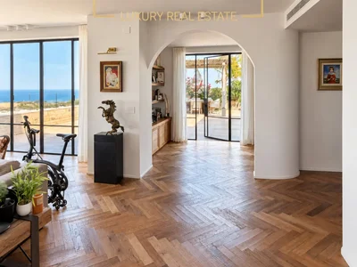 Quartier résidentiel Penthouse avec piscine privée et vastes terrasses vue mer | ramat aviv gimel, tel aviv