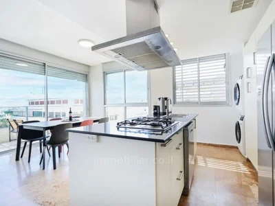 Dzielnica mieszkaniowa Appartement 4 piEces avec vue mer A deux pas de la plage gordon