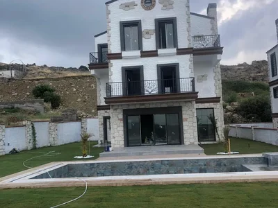 Villa 4+1 Villa in İzmir