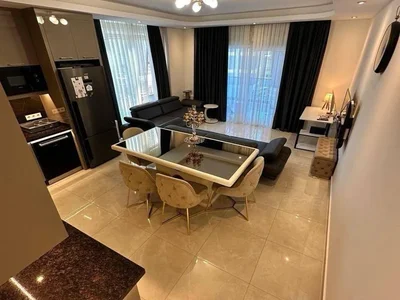 Residential complex Luxurious 2+1 apartment near the sea!