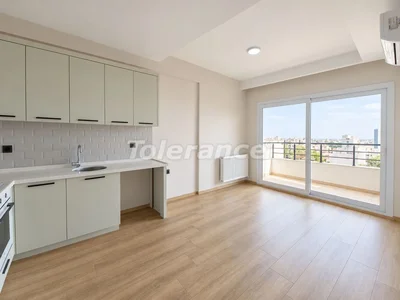 Complejo residencial New 1+1 apartment in Tece, Mersin, with household appliances and sea view