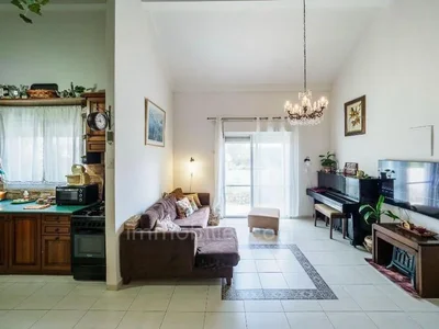 Residential quarter Duplex 5 pieces a ein sara nahariya