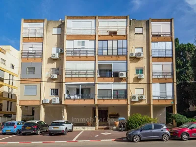 Residential quarter Beau potentiel au centre de nahariya