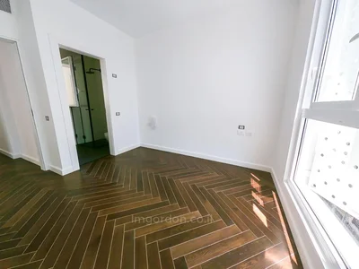 Dzielnica mieszkaniowa Avec terrasse dans un immeuble neuf hauts plafonds magnifique neuf