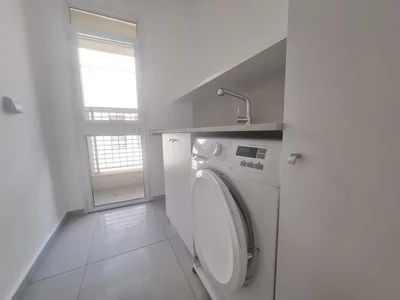 Quartier résidentiel À vendre – rare penthouse 6 piÈces avec terrasse de 64 m²