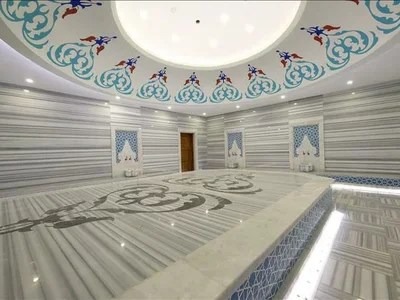 Жилой комплекс Новая резиденция с бассейнами и спа-центрами на первой линии у моря, Алания, Турция