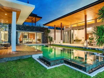 Villa Botanica Grand Avenue