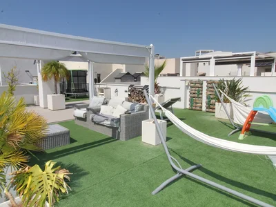 Villa 5-Schlafzimmer-Villa mit Pool und Solarium in Villamartin Orihuela