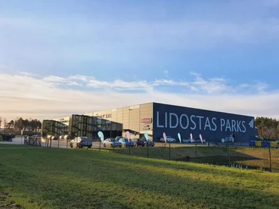 Commerce Lidostas Parks
