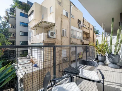 Wohnviertel Magnifique duplex renove avec beaucoup de charme style loft quartier shenkin ascenseur avec 2 mirpeset immeuble recent