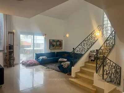 Wohnviertel Maison avec piscinecentre ville raanana