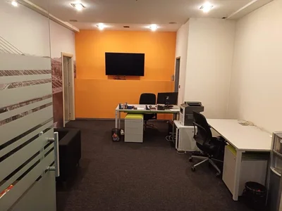 Коммерция Poslovni prostor, 60m2, Palada, IZDAVANJE