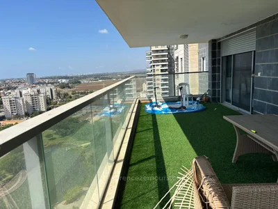 Жилой квартал A ne pas manquer avec terrasse bonnes orientations vue sur la mer