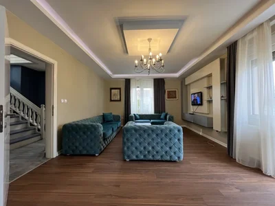 Cabaña Kuća 330 m² na Prodaju – Tološi, Podgorica