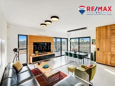 Residential quarter Vous revez dune maison privee en bord de mer oui cest possible