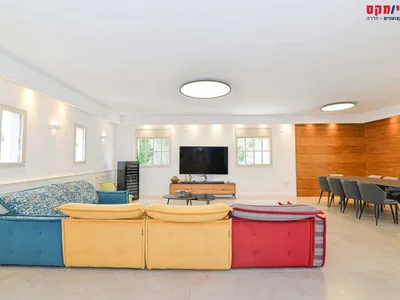 Quartier résidentiel Un penthouse d'exception dans un immeuble d'exception au centre-ville de hadera, rue bialik