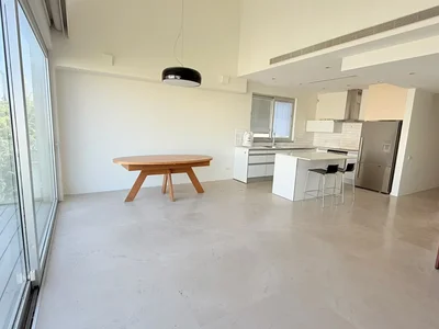 Wohnviertel Rare appartement de plain pied de 4 pieces avec salon double hauteur rue zamenhof tel aviv vieux nord