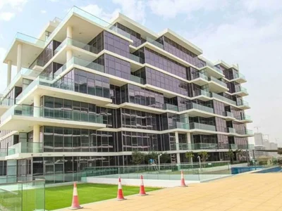 Complexe résidentiel Luxury residence Jasmine with green areas and a spa in the prestigious area of Damac Hills, Dubai, UAE