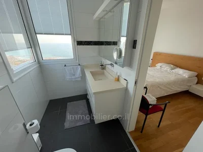 Residential quarter Tour david vue mer imprenable spa a la maison