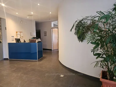 Barrio residencial Locaux de bureaux a louer talpiot rue hauman