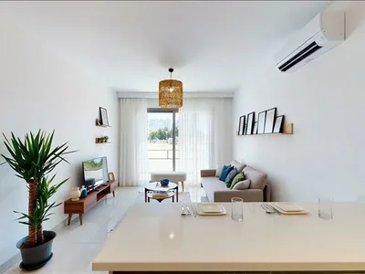 Wohnanlage New residence with an aquapark and swimming pools at 500 meters from the beach, Mersin, Turkey