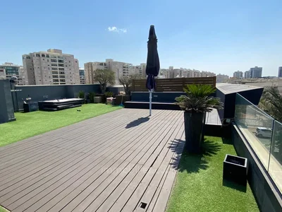 Жилой квартал Magnifique villa de haut standing a louer avec piscine privee et proche de la mer entierement meublee youd zain ashdod