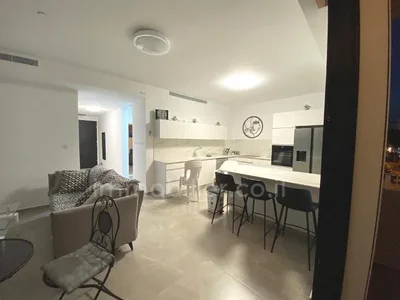 Wohnviertel A ne pas manquer avec terrasse bel appartement bien agence bon emplacement dans un bel immeuble entierement meuble proche de la mer vue sur la mer