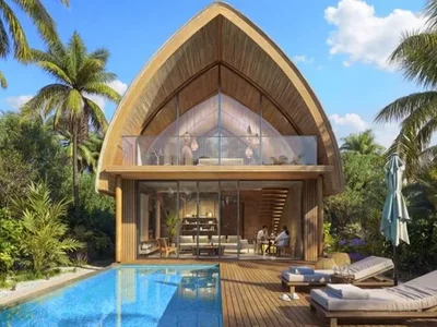 Villa Villas in the Radisson RED hotel complex