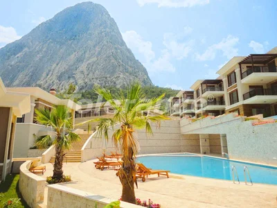 Cottage village Luxury villas in Konyaaltı, Antalya with views of the Toros Mountains