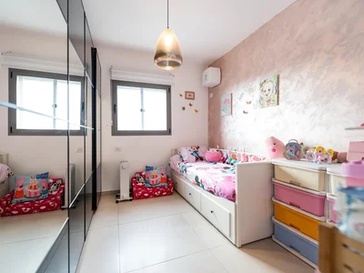 Wohnviertel Mini penthouse dexception a ashkelon vue imprenable sur le lac
