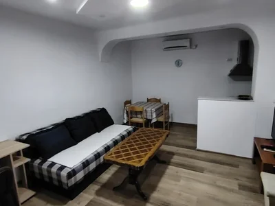 Wohnviertel Stan 43 m² na Izdavanje – Momišići, Podgorica