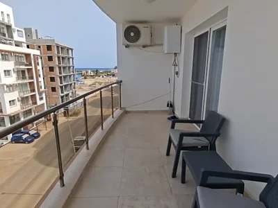Complejo residencial Furnished one bedroom apartment in Park Residence complex.